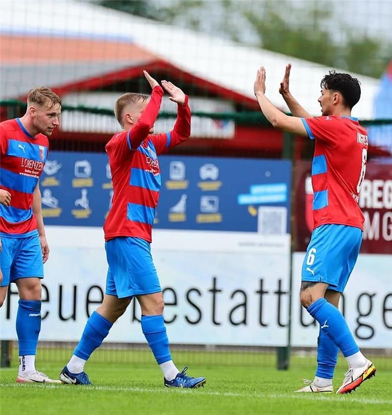 D/A II hat das Bezirkspokal-Finale erreicht. Reichardt und Ingreso trafen im Halbfinale gegen Hülsen.