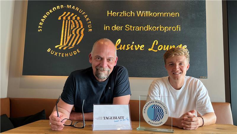 D/A-Spieler Maximilian Geißen (rechts) spricht im Podcast „D/A sind wir zuhaus“ mit TAGEBLATT-Sportchef Daniel Berlin über seine Zeit im Hamburger Nachwuchsleistungszentrum.
