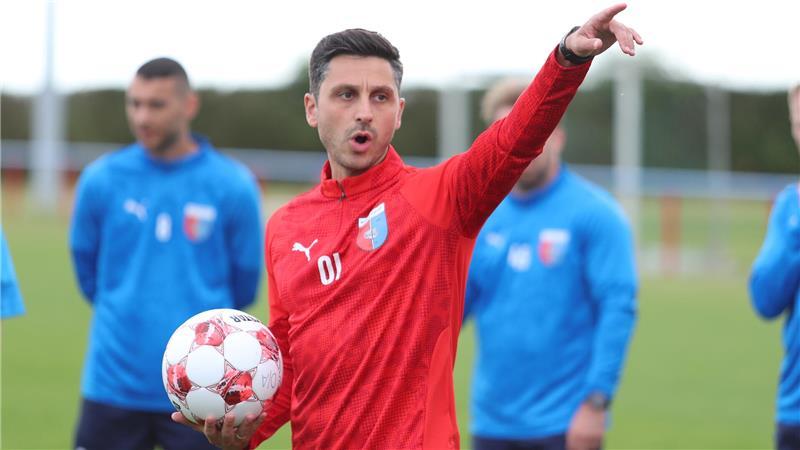 D/A-Trainer Oliver Ioannou will mit seiner Mannschaft „Akzente setzen und das Spiel offen gestalten“.