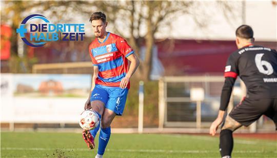 D/A-Verteidiger Nikola Serra spielt im Kehdinger Stadion mit Skechers. 