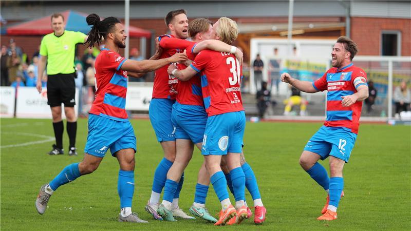 D/A will gegen den SV Meppen jubeln: Ein Spitzenspiel, in dem es eigentlich um nichts mehr geht.