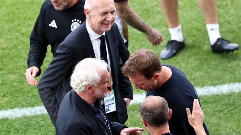 DFB-Boss Bernd Neuendorf muss eine Entscheidung über die Zukunft von Julian Nagelsmann als Bundestrainer fällen.  