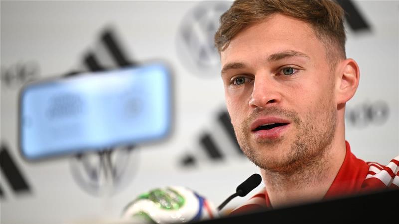 DFB-Kapitän Kimmich spricht bei der DFB-Pressekonferenz. 