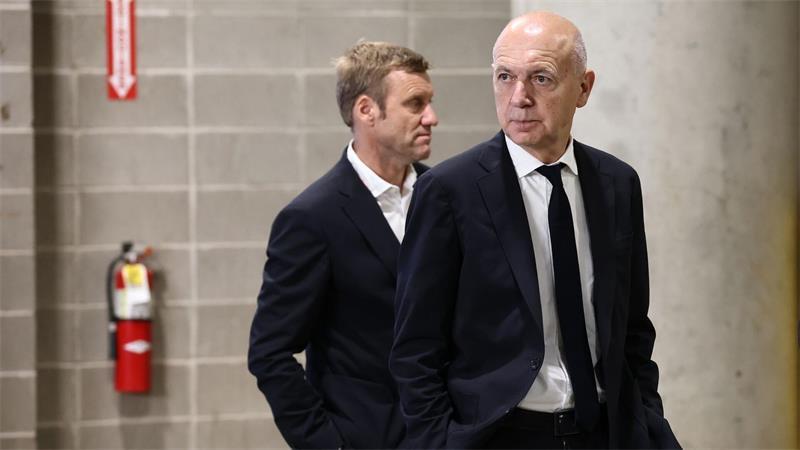 Klopps Konjunktiv und Pommes in der Pressebox DFB-Präsident Neuendorf (r.) führt die Verbandsdelegation bei den Klopp-Gesprächen. (Archivbild).