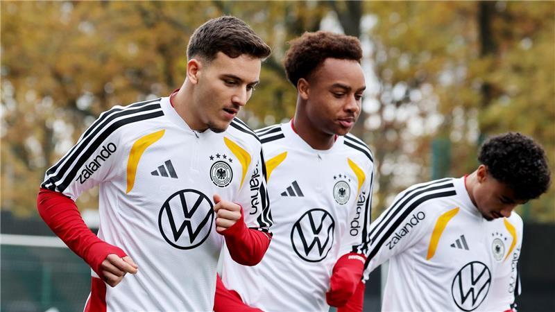 DFB-Team bereitet sich auf WM-Quali vor: El Mala, Ouedraogo und Brown im Einsatz