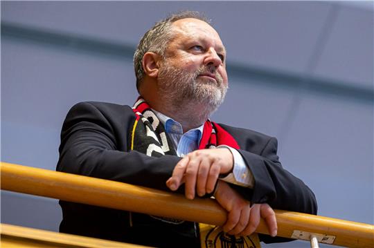 DHB-Boss Andreas Michelmann hat große Erwartungen an die Heim-EM. Foto: dpa