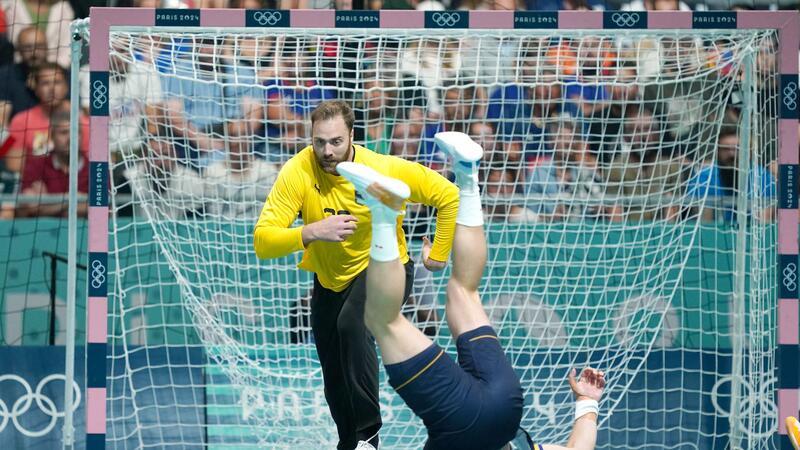 Wolff überragt: Handballer schlagen Schweden DHB-Schluss Andreas Wolff glänzt im Spiel gegen Schweden.