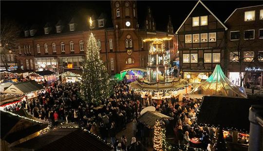 DJ Toddy legt heute auf dem Weihnachtsmarkt auf dem Pferdemarkt auf. Foto: STADE Marketing und Tourismus GmbH/Carina Meyer