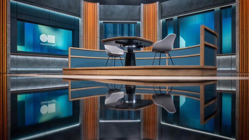 Miosga-Talkshow von Demonstrantinnen gestört Da war Caren Miosgas Studio noch leer: Ihre Sendung mit Ministerpräsident Wüst wurde von Demonstrantinnen gestört. (Archivbild)