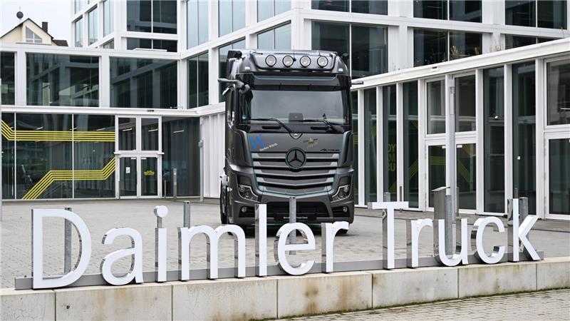 Daimler Truck: Konzern plant neues Werk in Tschechien. (Archivbild)