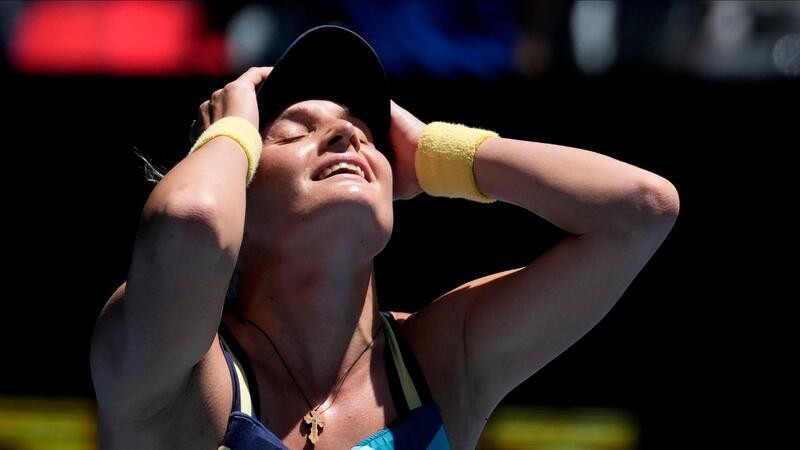Qualifikantin Jastremska widmet Halbfinal-Einzug der Ukraine Dajana Jastremska jubelt über ihren Eiunzug ins Halbfinale der Australian Open.