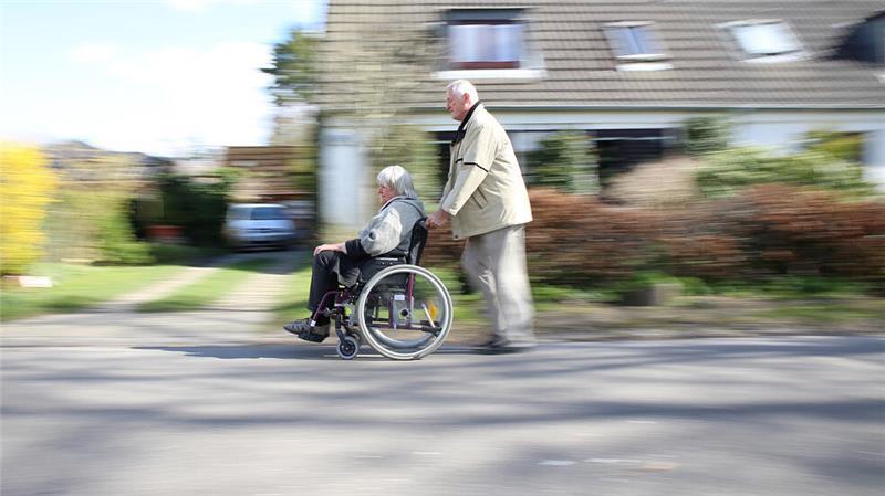 Damit der Übergang von der Reha in den Alltag klappt, sollten sich Betroffene und ihre Angehörigen die Frage stellen: Wo braucht es nun Unterstützung?