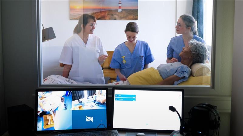 Hochschule eröffnet interaktiven Übungsraum für Pflegeberufe Damit soll die praxisnahe und wissenschaftlich fundierte Ausbildung im Pflegestudiengang gestärkt werden.