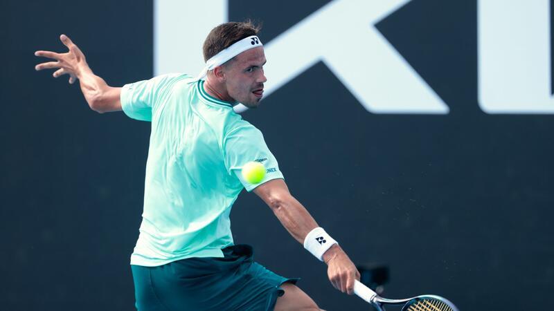 Erstrunden-Aus für deutsches Herren-Trio in Melbourne Daniel Altmaier ist bei den Australian Open bereits ausgeschieden.