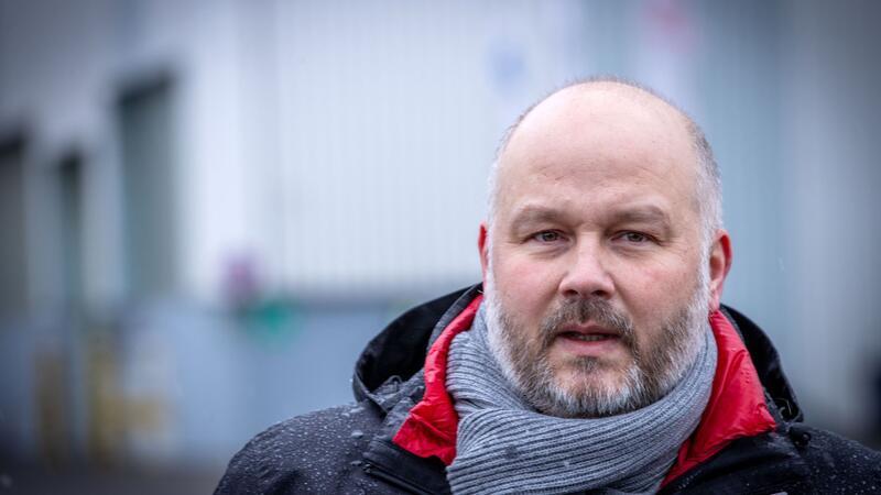Daniel Friedrich, Bezirksleiter der IG Metall Küste freut sich über gestiegene Mitgliederzahlen.