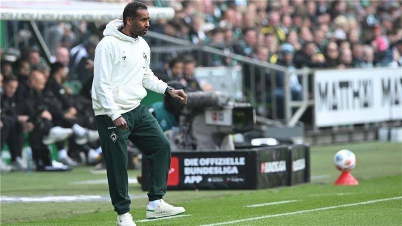 Platz 15 in der Tabelle: Werder verliert zuhause gegen Dortmund Daniel Thioune hatte sich mit Werder Bremen schon vor dem letzten Saisonspiel gerettet.