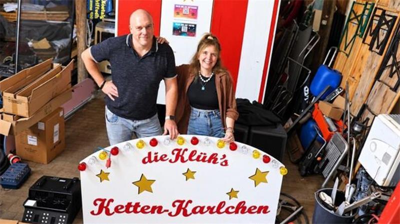 Daniel und Sabrina Klüh aus Otterndorf-Müggendorf hauchen alten Karussells neues Leben ein: Mit Leidenschaft und handwerklichem Geschick verwandeln sie ihr Hobby in ein aufregendes Familienprojekt.