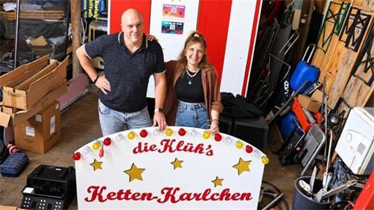 Daniel und Sabrina Klüh aus Otterndorf-Müggendorf hauchen alten Karussells neues Leben ein: Mit Leidenschaft und handwerklichem Geschick verwandeln sie ihr Hobby in ein aufregendes Familienprojekt.