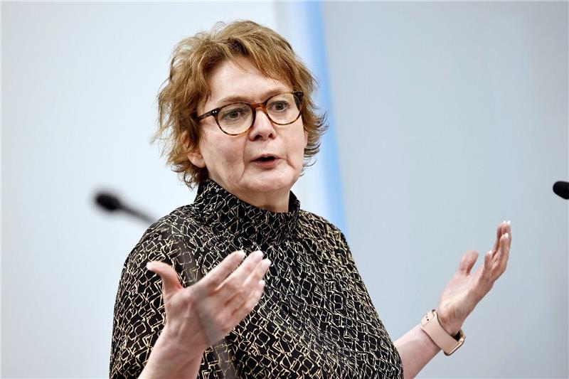 Hamburg hält an Isolations- und Maskenpflicht fest Daniela Behrens, Gesundheitsministerin Niedersachsen.