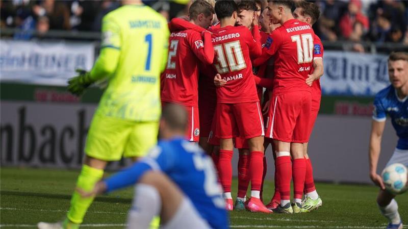 Darmstadt muss das Führungstor von Elversberg hinnehmen.