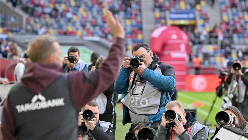 Das 1:2 gegen Holstein Kiel war unter dem Trainer die vierte Niederlage in Folge. 
