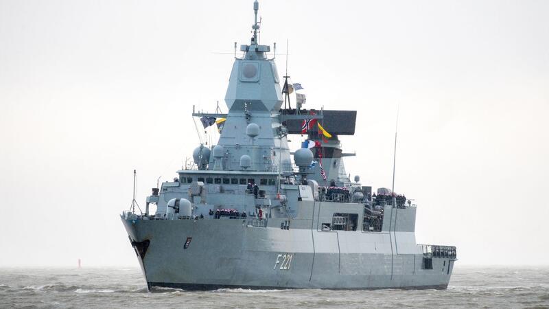 Das 143 Meter lange Schiff wurde speziell für den Geleitschutz und die Seeraumkontrolle konzipiert.