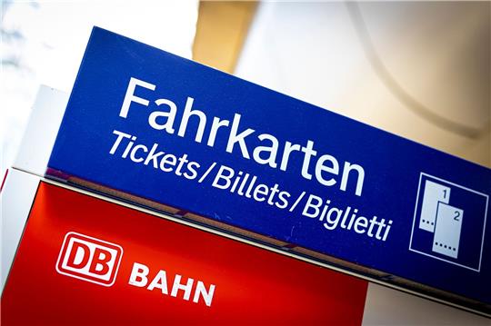 Das 49-Euro-Ticket soll an das beliebte 9-Euro-Ticket aus dem vergangenen Sommer anknüpfen.