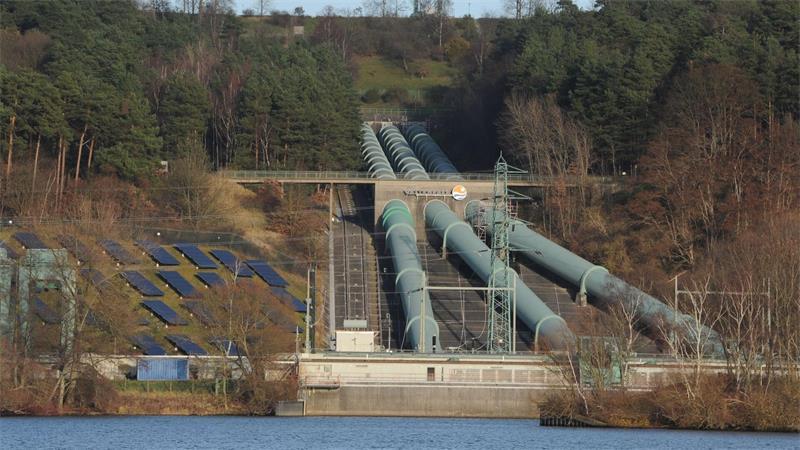18.000 Batteriespeicher in Hamburg – Kein Vorteil fürs Netz Das 68 Jahre alte Pumpspeicherwerk in Geesthacht hat nach Angaben des Hamburger Senats eine Bedeutung für die Netzstabilität in der Hansestadt. (Archivbild)