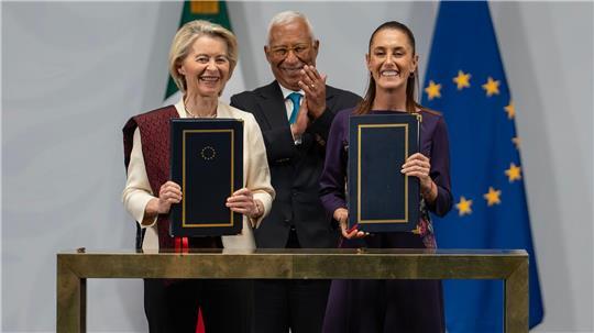 Das Abkommen soll auch den Handel zwischen der EU und Lateinamerikas zweitgrößter Volkswirtschaft erleichtern. 