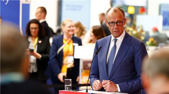 Das Abschlussstatement gab Merz alleine ab. 