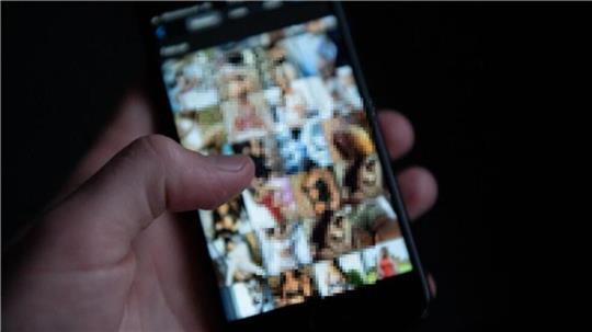 Das Amtsgericht verhandelte den Fall eines Mannes, der sich wegen des Vorwurfs der Verbreitung von kinderpornografischen Inhalten verantworten musste.