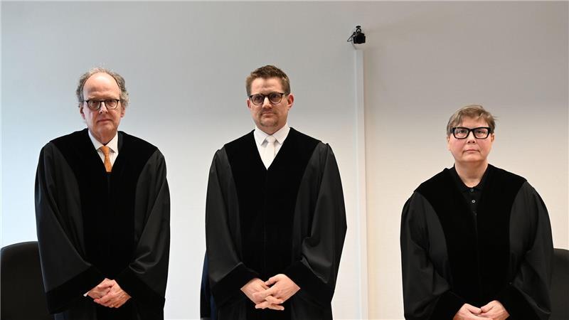 Das Arbeitsgericht Hamburg hat die Gewerkschaft Verdi und die Autobahn GmbH zu einem Vergleich gebracht.