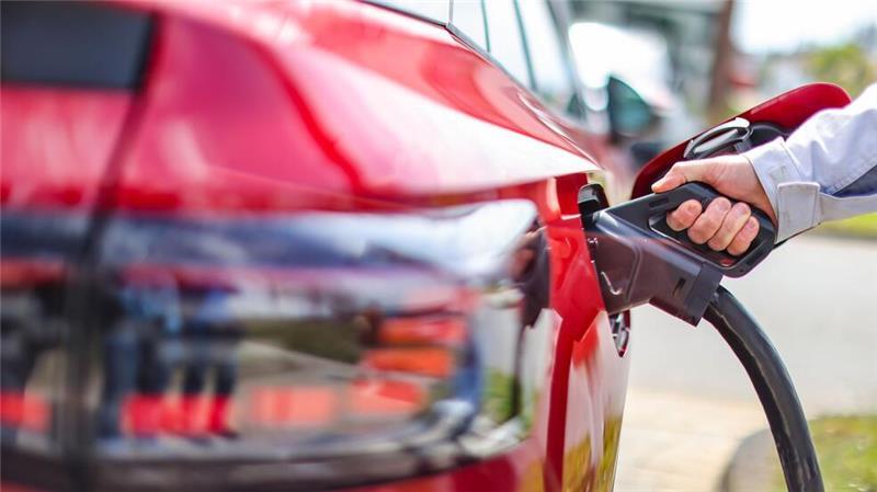 Das Aufladen von E-Auto will VW künftig über seine neue Konzerntochter Elli Mobility anbieten. (Archivfoto)