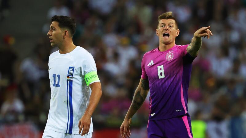EM-Euphorie kommt bislang nur aus Guatemala - Weniger Angebot im Handel Toni Kroos im Testspiel gegen Griechenland
