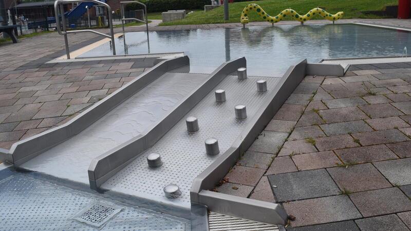 Freibad-Check: Das Smartphone öffnet die Türen in Horneburg Das Babybecken können die Kleinsten nicht bloß Planschen und Rutschen, sondern auch ihre motorischen Fähigkeiten trainieren.