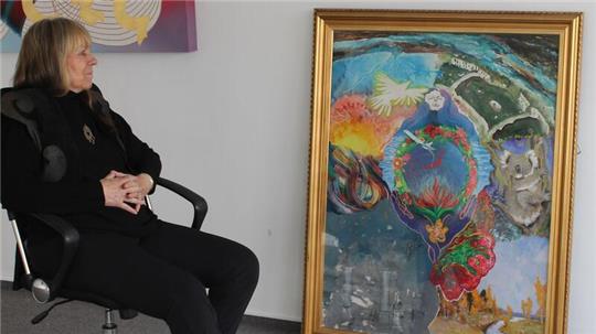 Das Bild „Dream Canvas“ hat einen dauerhaften Platz in der Buxtehuder Galerie von Heidi Meyer.