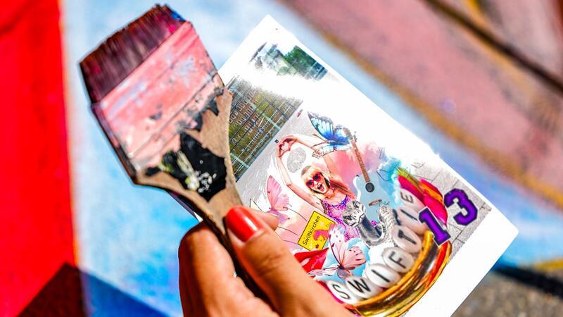 Das Bild soll am Dienstagabend fertig sein.