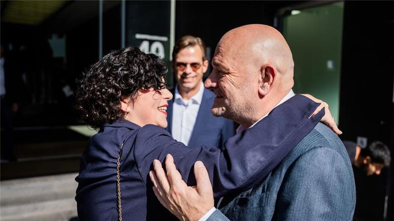 Aufstieg im Osten: AfD und BSW saugen den Protest auf Das Bündnis Sahra Wagenknecht (BSW) hat bei den drei zurückliegenden Landtagswahlen jeweils ein zweistelliges Ergebnis erzielt. Ob dies der jungen Partei auch bei der für den 28. September 2025 geplanten Bundestagswahl gelingen wird, ist noch nicht abzusehen.