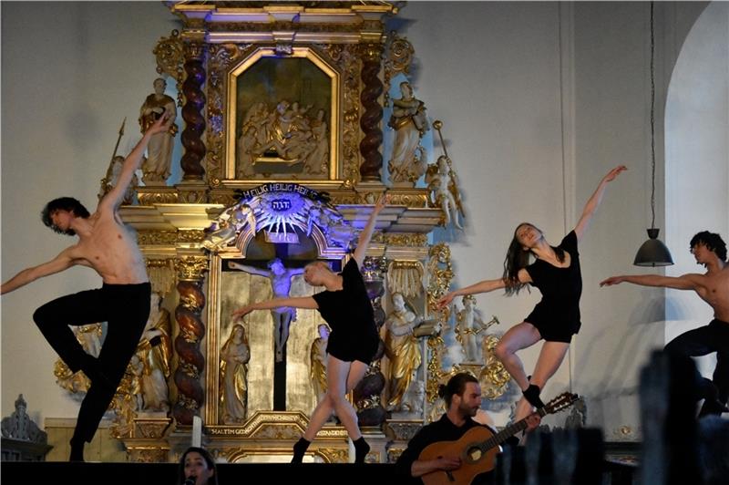 Bundesjugendballett gastiert wieder in der Kirche in Jork Das Bundesjugendballett wird 2023 wieder in der St.-Matthias-Kirche in Jork auftreten. Foto: Felsch