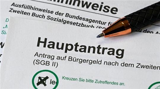 Das Bundeskabinett hat im Januar grünes Licht für Verschärfungen beim Bürgergeld gegeben.