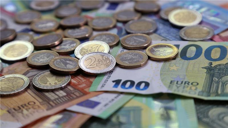 Bund will Bremen und Saarland Investitionen erleichtern Das Bundeskabinett wird morgen über die Änderung des Sanierungshilfengesetzes beraten. (Symbolbild)