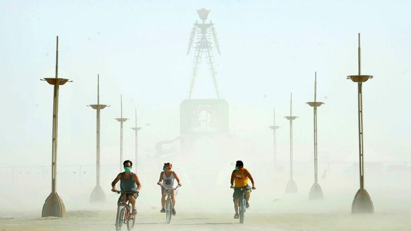 USA: Burning Man zieht Zehntausende in die Black Rock Wüste Das Burning Man Festival findet auf einem ausgetrockneten Salzsee im Black Rock Desert statt