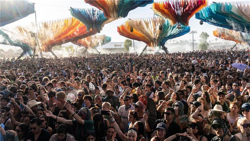 Hurricane, Deichbrand, Wacken: Hier gibt‘s den großen Festival-Vergleich Das Coachella Valley Music and Arts Festival ist eines der bekanntesten Musikfestivals der Welt und zieht jedes Jahr zahlreiche internationale Künstler und Besucher an.