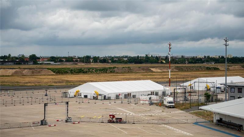 Das DRK betreibt das Pilotprojekt „Labor Betreuung 5000“. Zum Einsatz kam es etwa als Notunterkunft für Flüchtlinge am ehemaligen Berliner Flughafen Tegel. (Archivfoto)