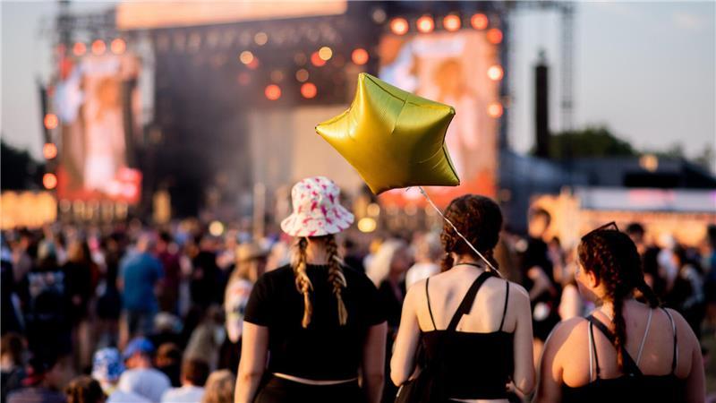 Das Deichbrand-Festival findet auf dem ehemaligen Seeflughafen in Nordholz bei Cuxhaven statt.