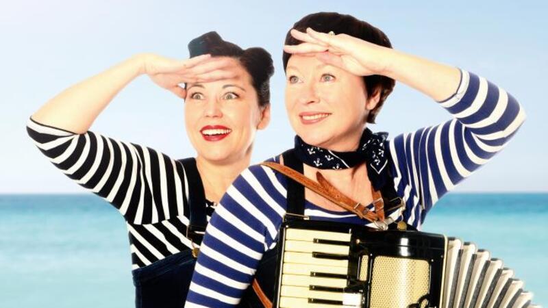 Senioren-Event: De Inseloners und Ladies Ahoi! treten bei „Wi snackt platt“ auf Das Duo Ladies Ahoi! singt Seeemannslieder in der Drochterser Kulturscheune.