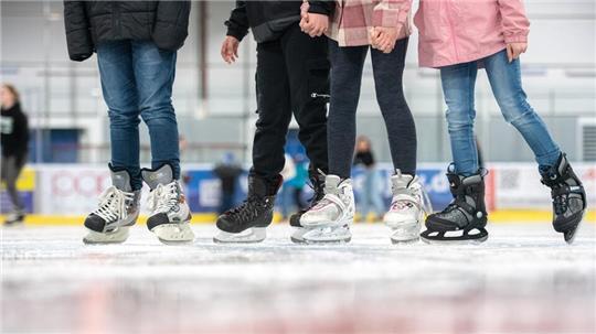 Das Eislauf-Vergnügen startet in die nächste Runde