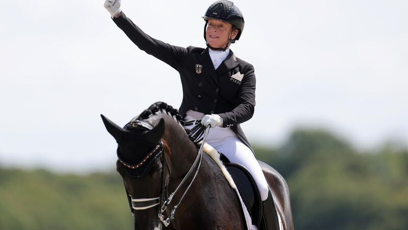Rekord-Olympiasiegerin Werth: Start bei Olympia 2028 offen Das Erfolgsduo Isabell Werth und Wendy