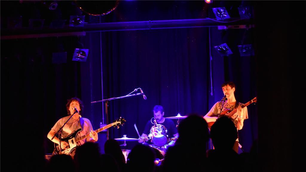 Das Essener Trio "International Music" wird zurecht als "one of a kind" gefeiert...
