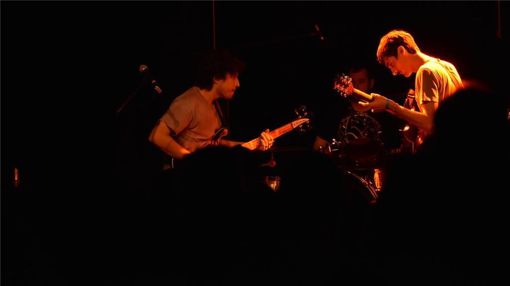 Das Essener Trio "International Music" wird zurecht als "one of a kind" gefeiert...